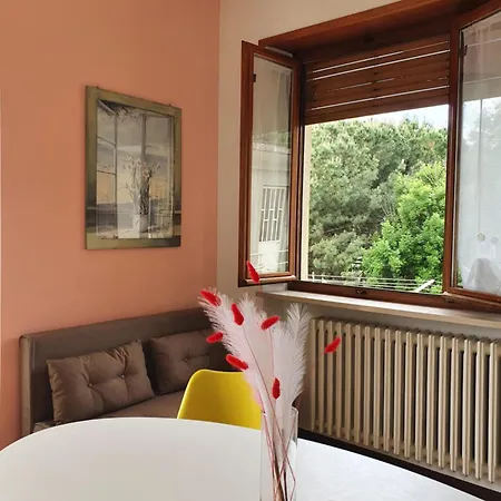 Uno Sguardo Sulla Sacra Apartment