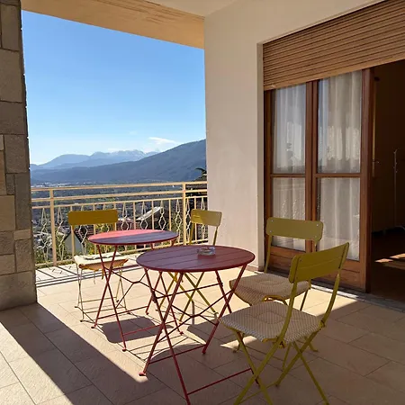 Lejlighed Un Balcone Sulla Valle Di Susa, Fiori E Frutti *