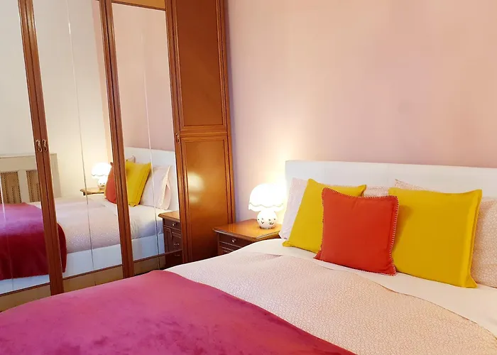 Uno Sguardo Sulla Sacra Appartement