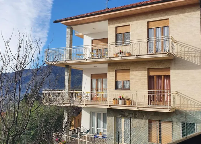 Uno Sguardo Sulla Sacra